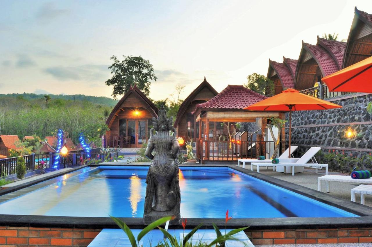 Surya Chandra Beach Bungalow Batununggul Kültér fotó