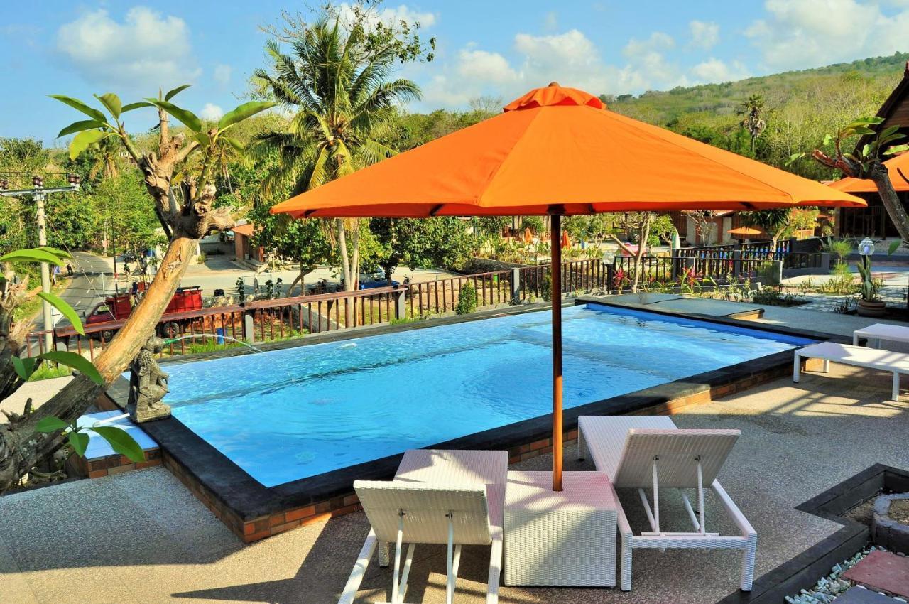 Surya Chandra Beach Bungalow Batununggul Kültér fotó