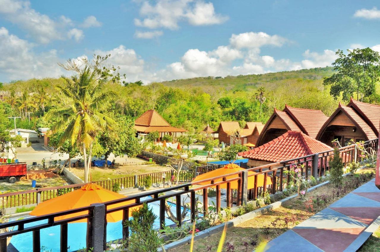 Surya Chandra Beach Bungalow Batununggul Kültér fotó
