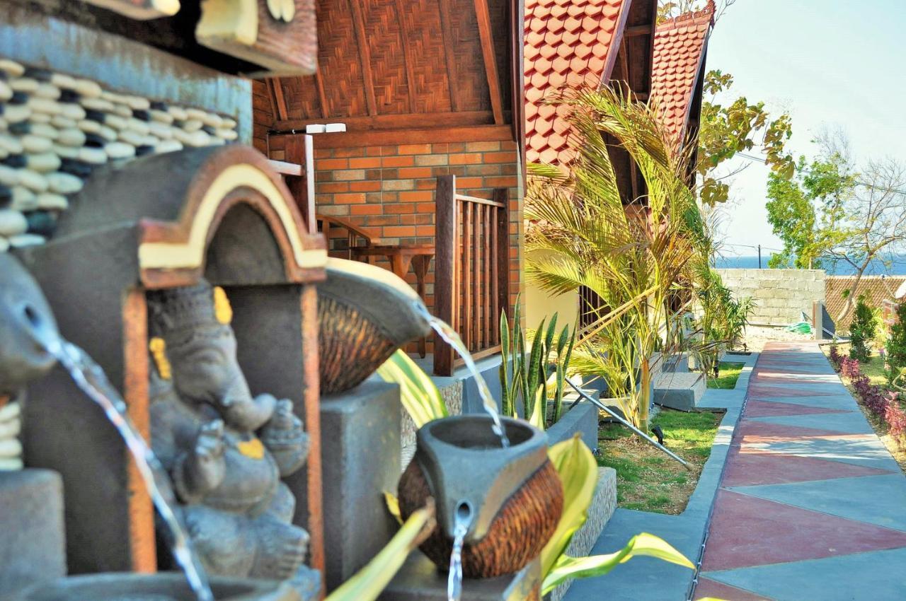 Surya Chandra Beach Bungalow Batununggul Kültér fotó