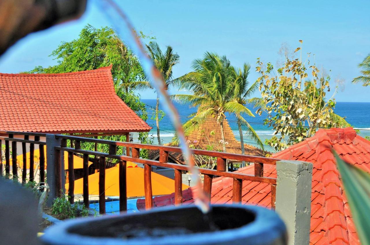 Surya Chandra Beach Bungalow Batununggul Kültér fotó