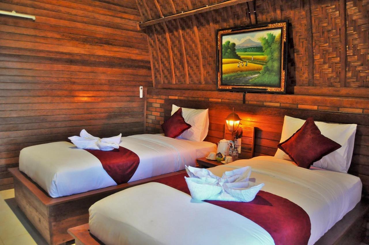 Surya Chandra Beach Bungalow Batununggul Kültér fotó