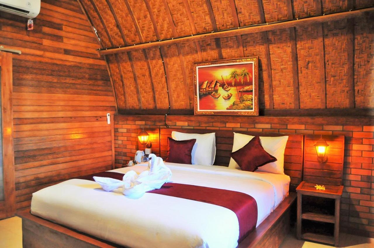 Surya Chandra Beach Bungalow Batununggul Kültér fotó