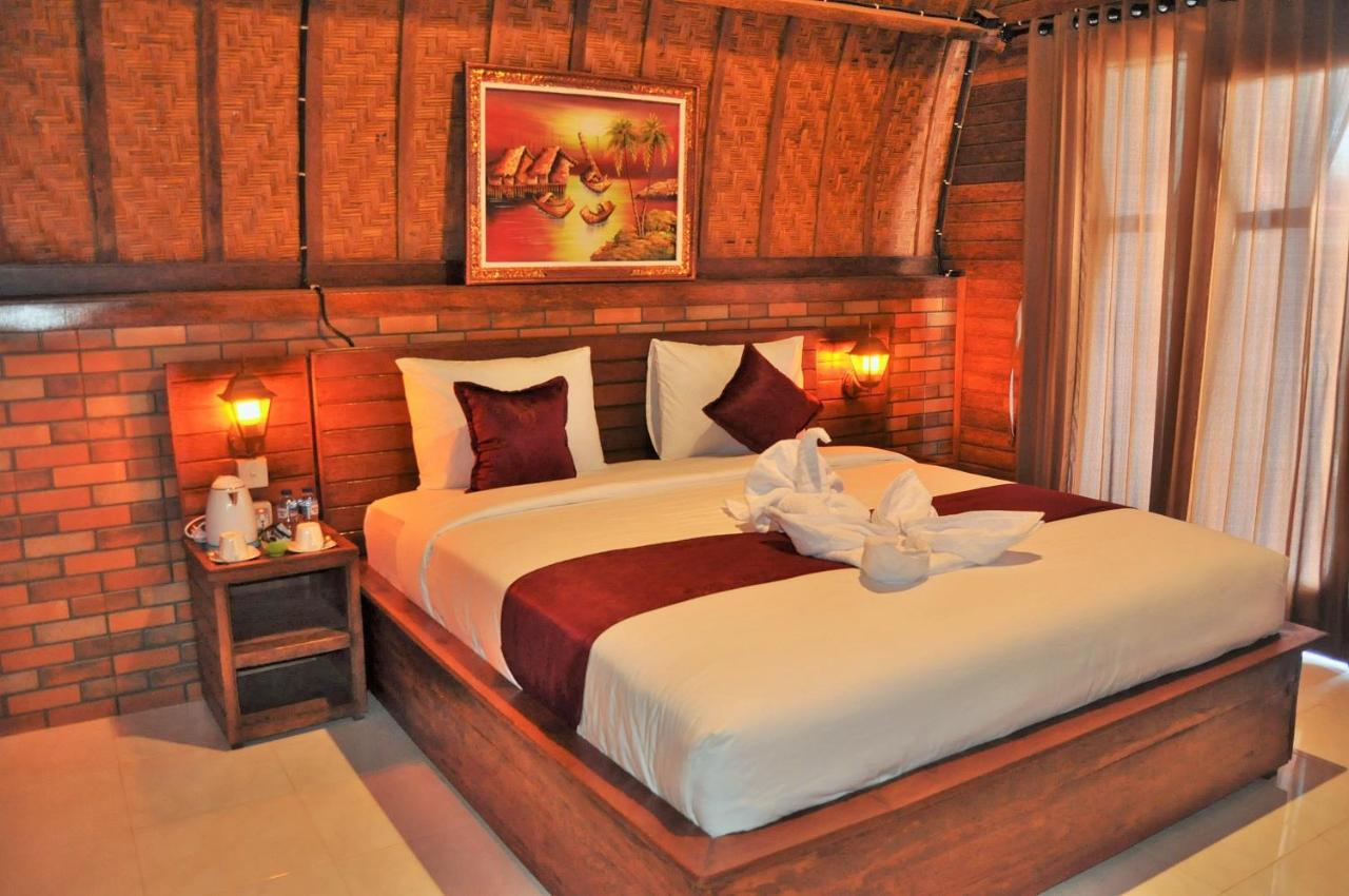 Surya Chandra Beach Bungalow Batununggul Kültér fotó